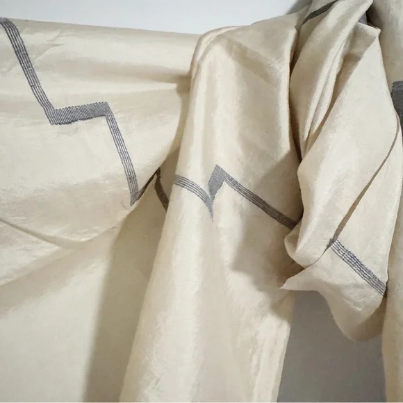 Eileen Fisher - Cream Silk Blend Scarf - Picture 2 of 4